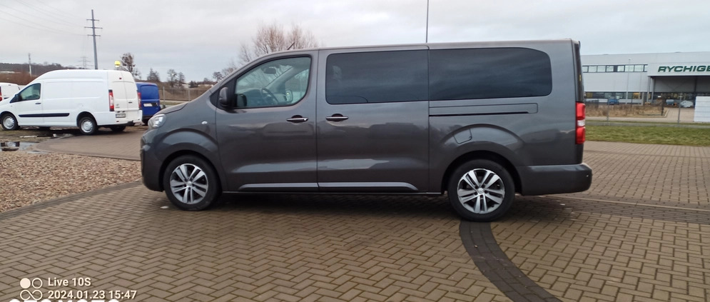 Peugeot Traveller cena 94900 przebieg: 149000, rok produkcji 2017 z Pajęczno małe 781